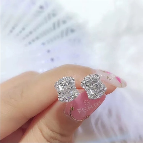 New Luxury Princess 925 Silver Diamond Earring - Picture 4 of 6